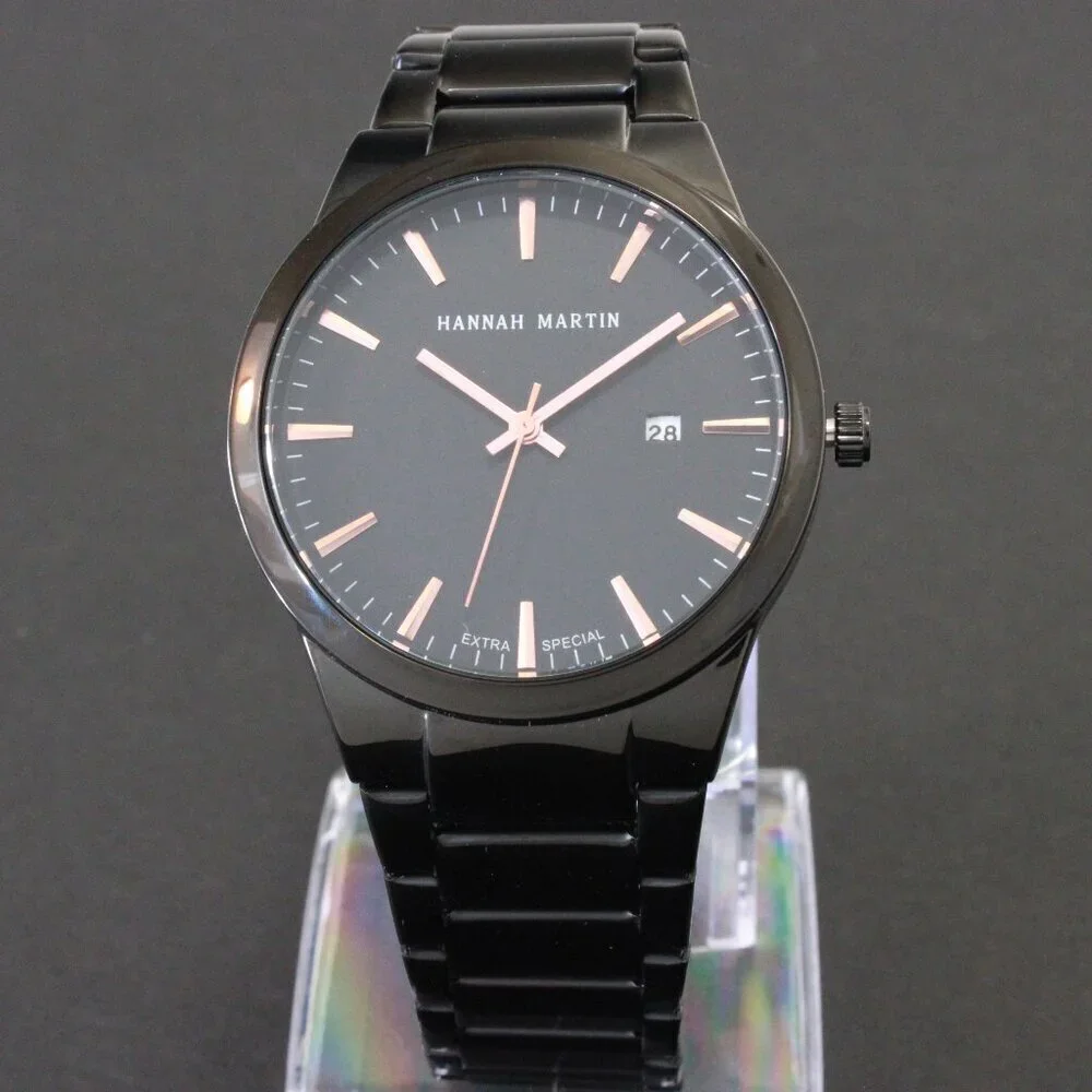Men's Sports Watch Raised Indices Integrated Bracelet Black Quartz 40mm